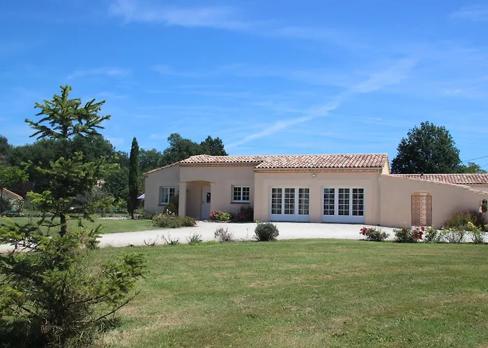 La Premesquoise Hotel